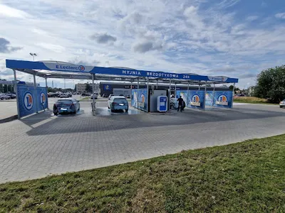 Myjnia samochodowa E. LECLERC